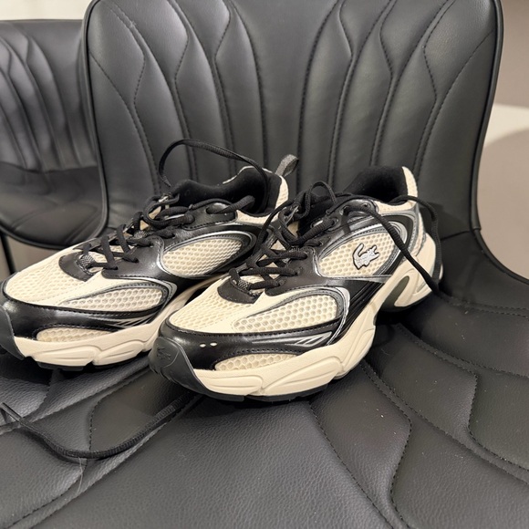 Lacoste 97 2K Unisex Sneakers - Picture 5 of 7